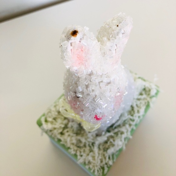 White Beaded Easter Bunny Storage/ Gift Box - Picture 8 of 10